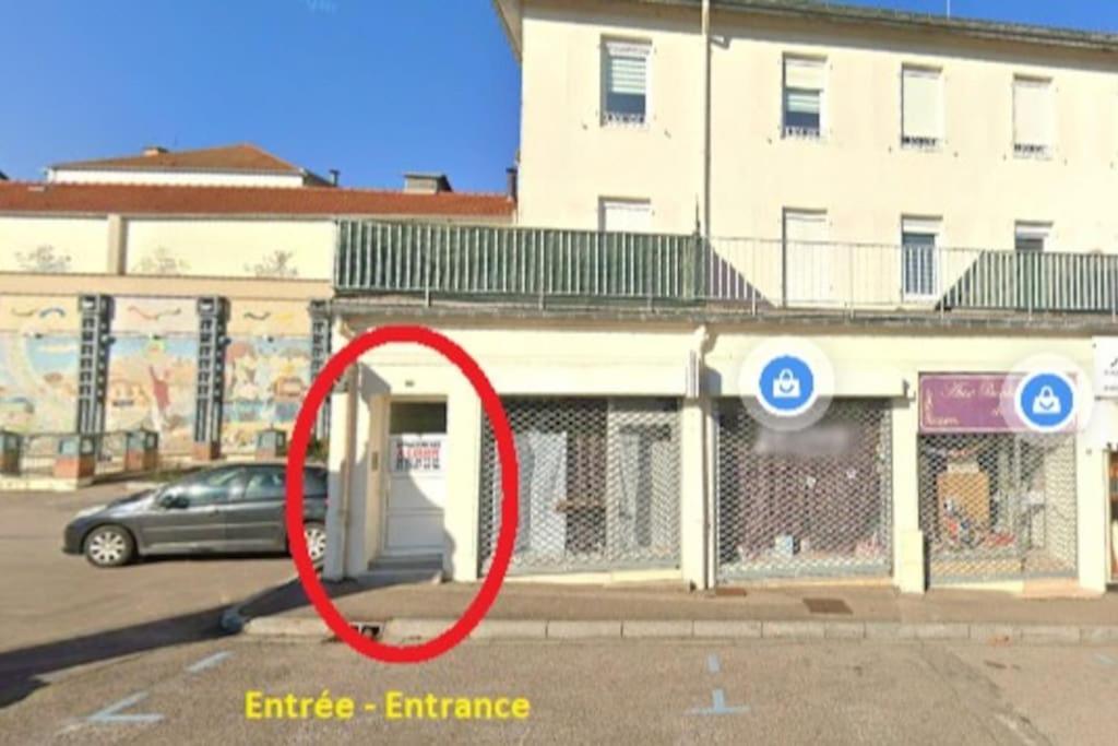 Vittel Loc'S - Le 1, T2 De 55M2 Et Grande Terrasse, Lumineux Proche Des Thermes Et Des Commerces Εξωτερικό φωτογραφία